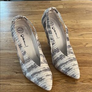 Jeffrey Campbell Handmade Ibiza Last Gray And White Snake-Print Pointed Pumps